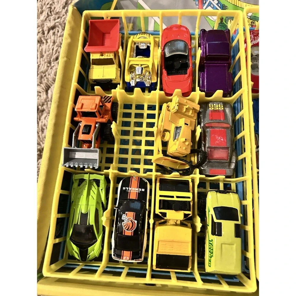 Vintage Matchbox‎ Case And 26 Cars Mostly All Vintage 90's